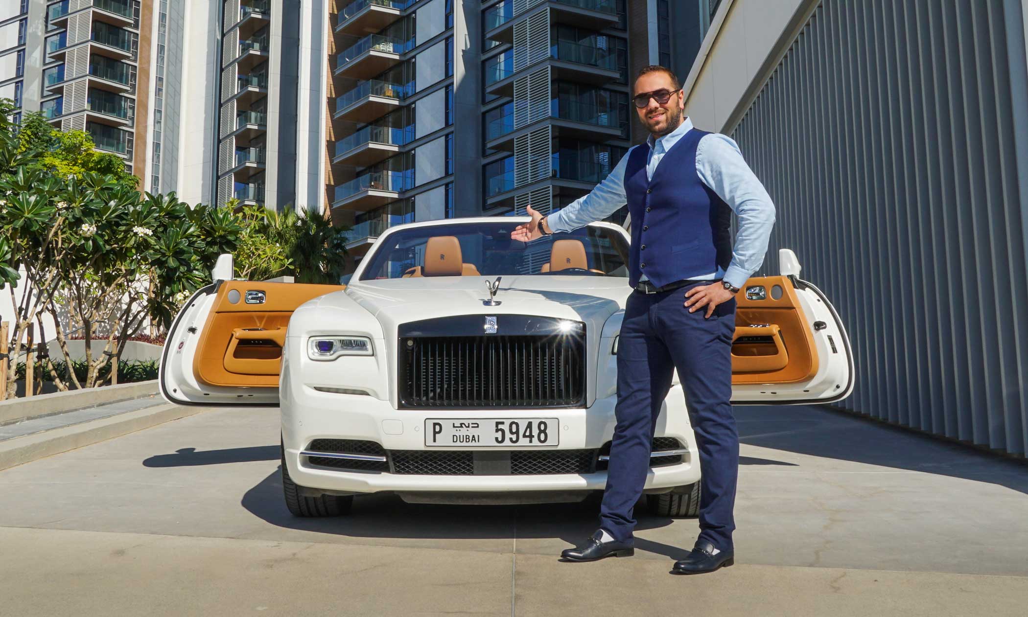 Rolls-Royce-Dawn-for-Rent-in-Dubai-b2-blog