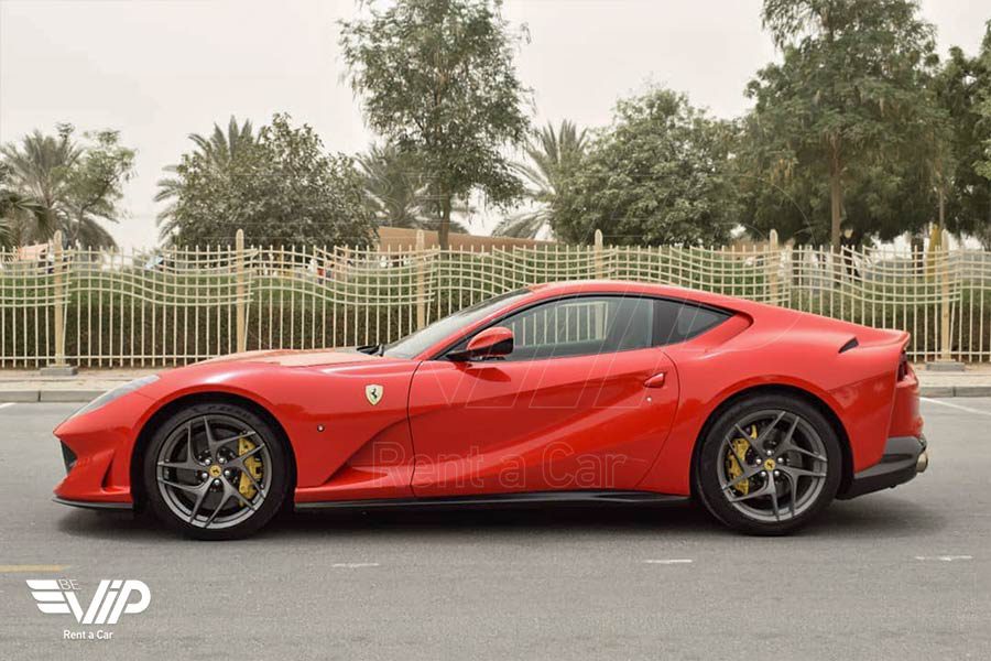 فيراري 812 سوبر فاست