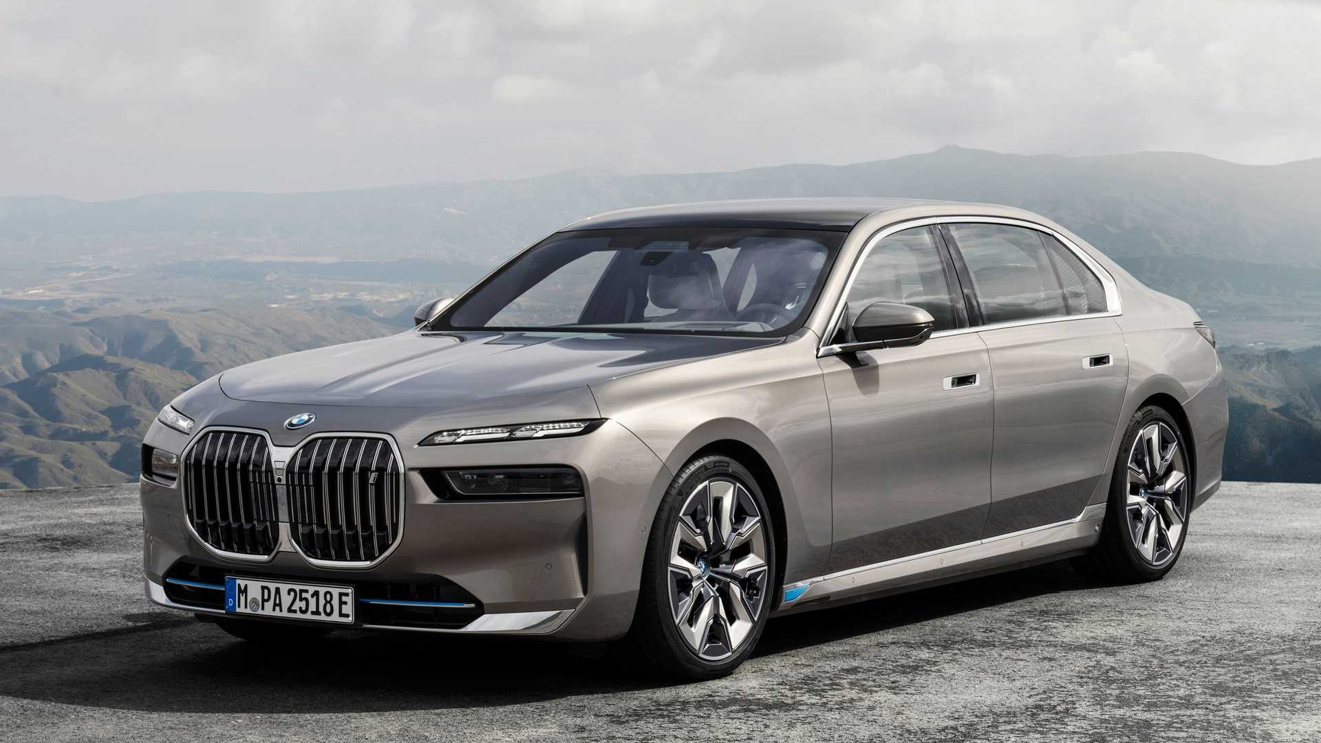 BMW_i7-2023-g1