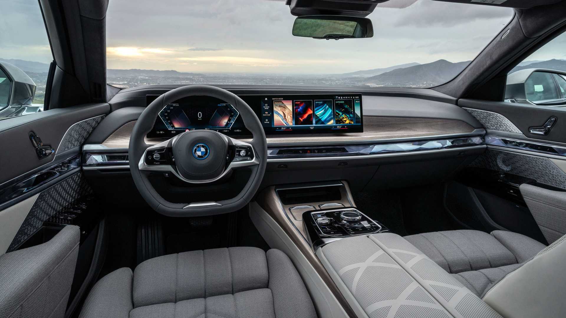 BMW_i7-2023-g4