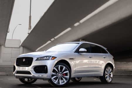 جاكوار F-PACE