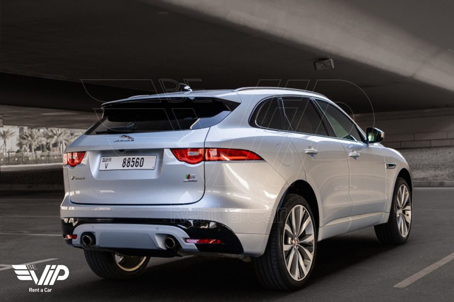 جاكوار F-PACE