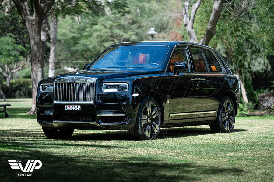 Rolls Royce Cullinan 2020