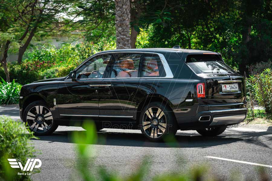 Rolls Royce Cullinan 2020