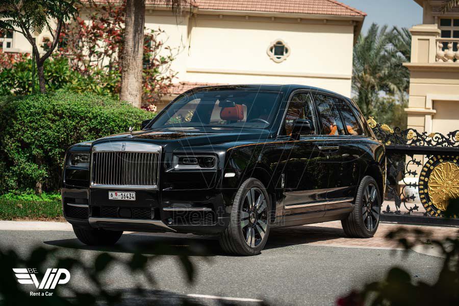 Rolls Royce Cullinan 2020