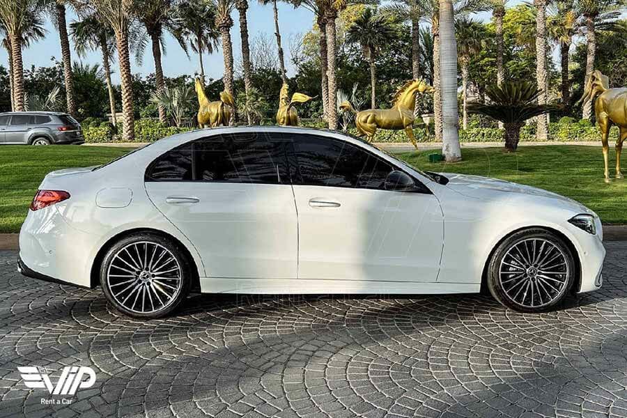 Mercedes C200