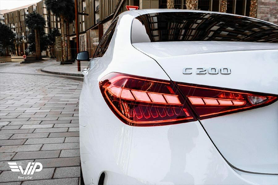 Mercedes C200