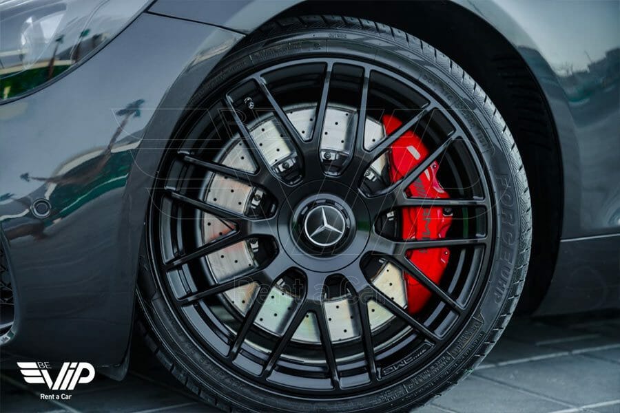 Mercedes GTS