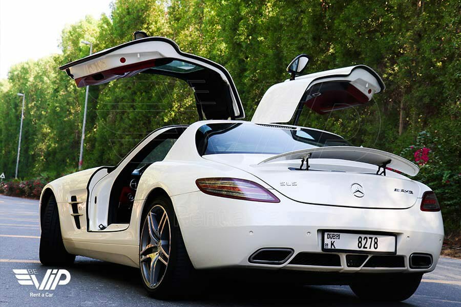 Mercedes SLS