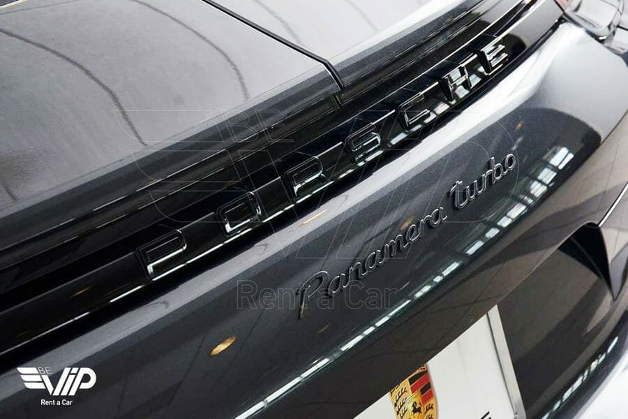 Porsche Panamera 2020