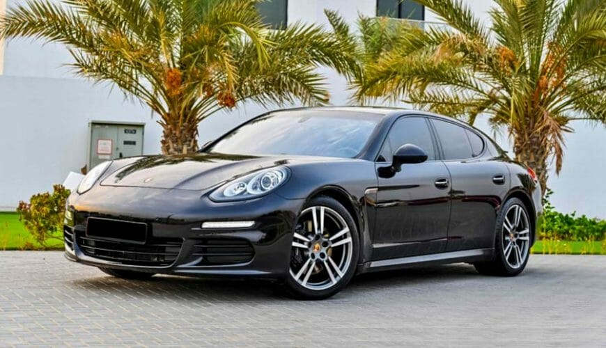 Luxury car rental in Dubai