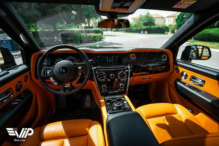 Rolls Royce Cullinan 2024