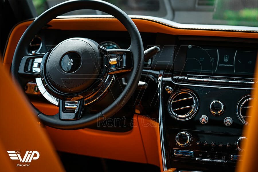 Rolls Royce Cullinan 2024