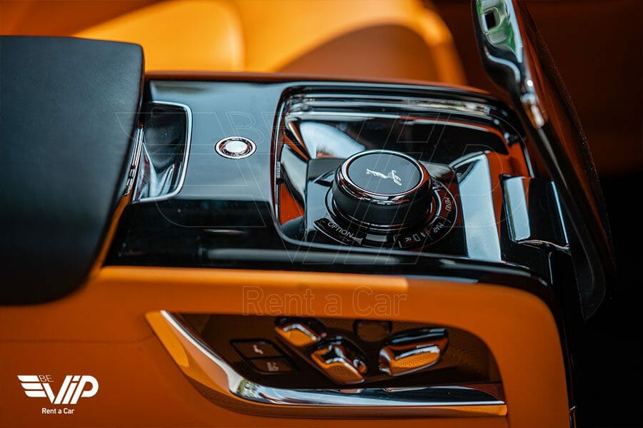 Rolls Royce Cullinan 2024