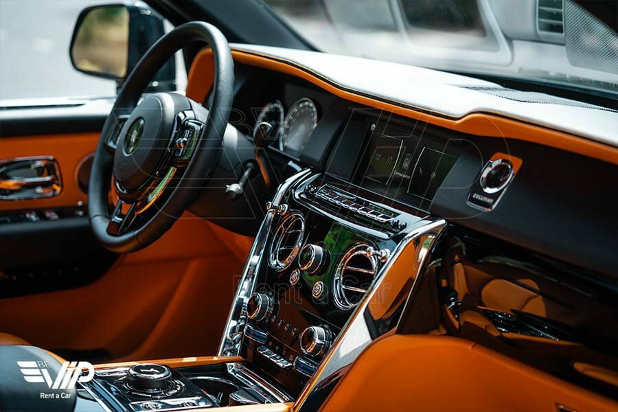 Rolls Royce Cullinan 2024