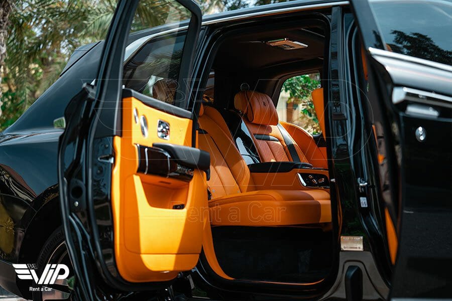 Rolls Royce Cullinan 2024