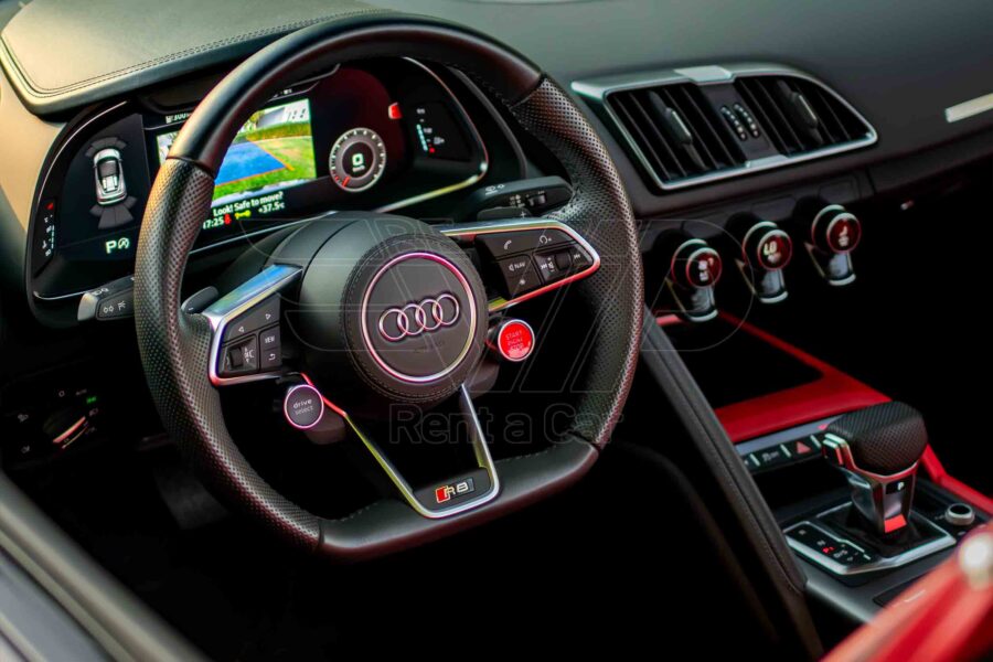 Audi R8