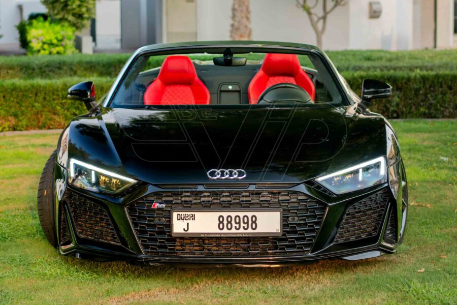 Audi R8