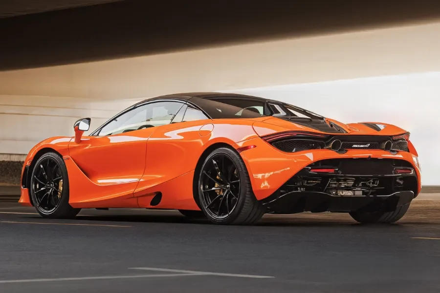 McLaren 720s 2025