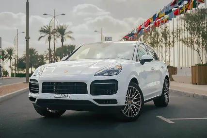 Porsche Cayenne 2023