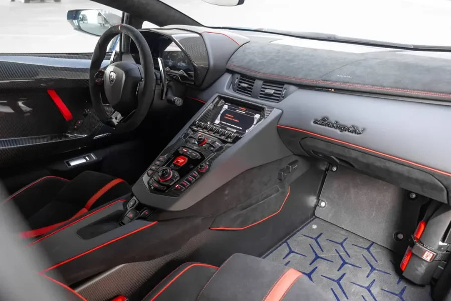 Lamborghini Aventador SVJ