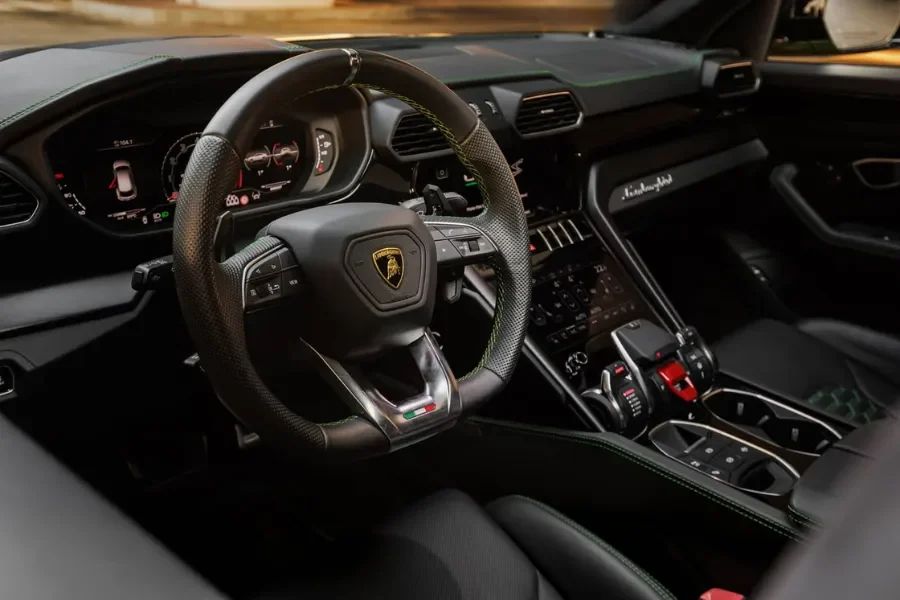 Lamborghini Urus Mansory