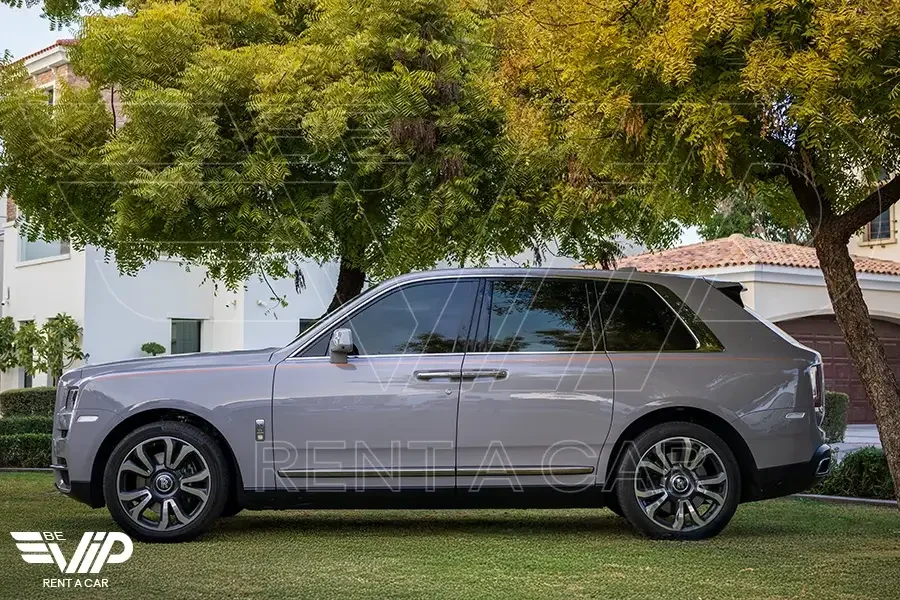 Rolls Royce Cullinan 2023