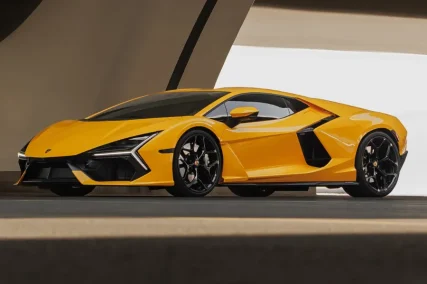 Lamborghini Revuelto Yellow